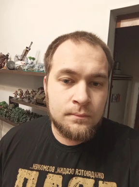 <span>Ilya, 28</span>&nbsp;<span style='width: 25px; height: 16px; float: right; background-image: url(/bitmaps/flags_small/RU.PNG)'>&nbsp;</span><br><span>Москва, Russia</span>&nbsp;<input type='button' class='joinbtn' style='float: right' value='JOIN NOW' />