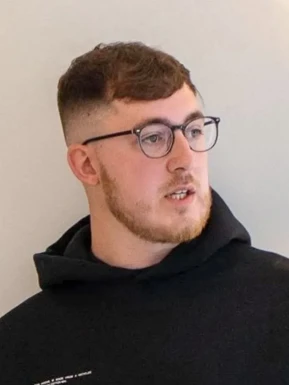 English men looking for love